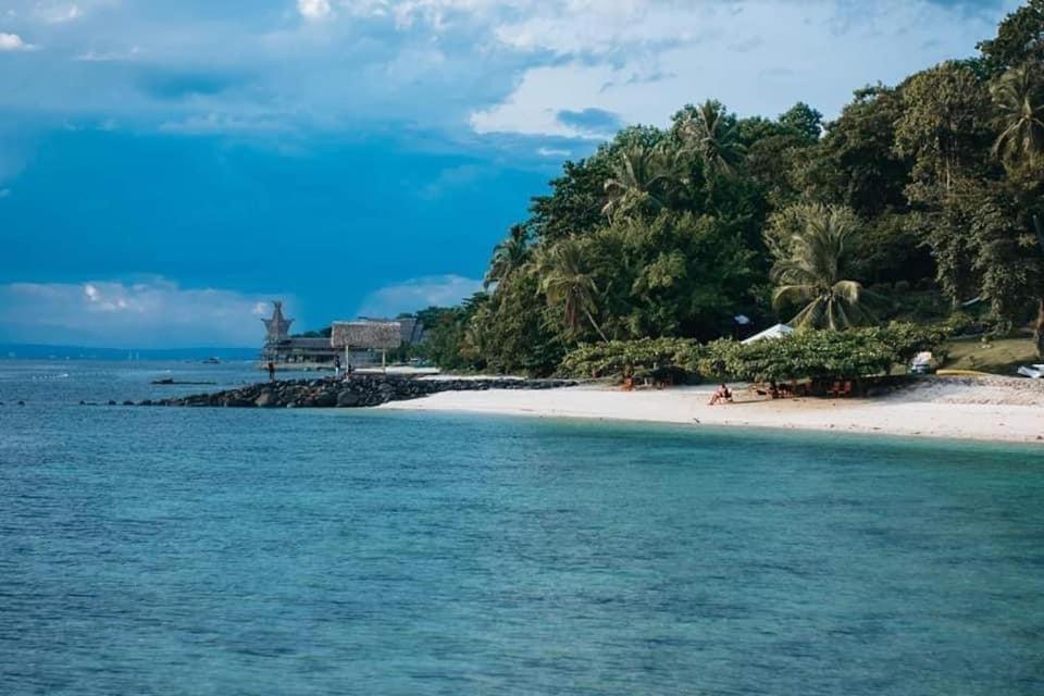 Kembali Condo Resort With Sea View Davao Bagian luar foto