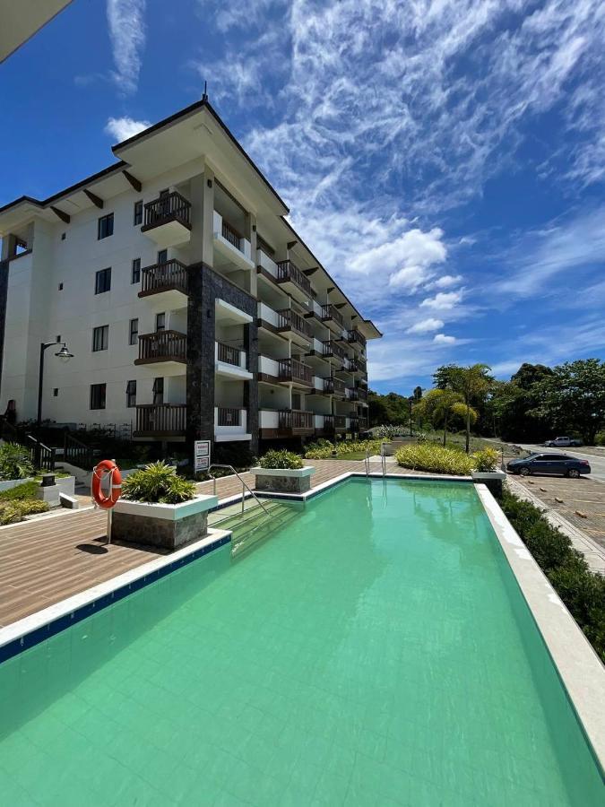 Kembali Condo Resort With Sea View Davao Bagian luar foto