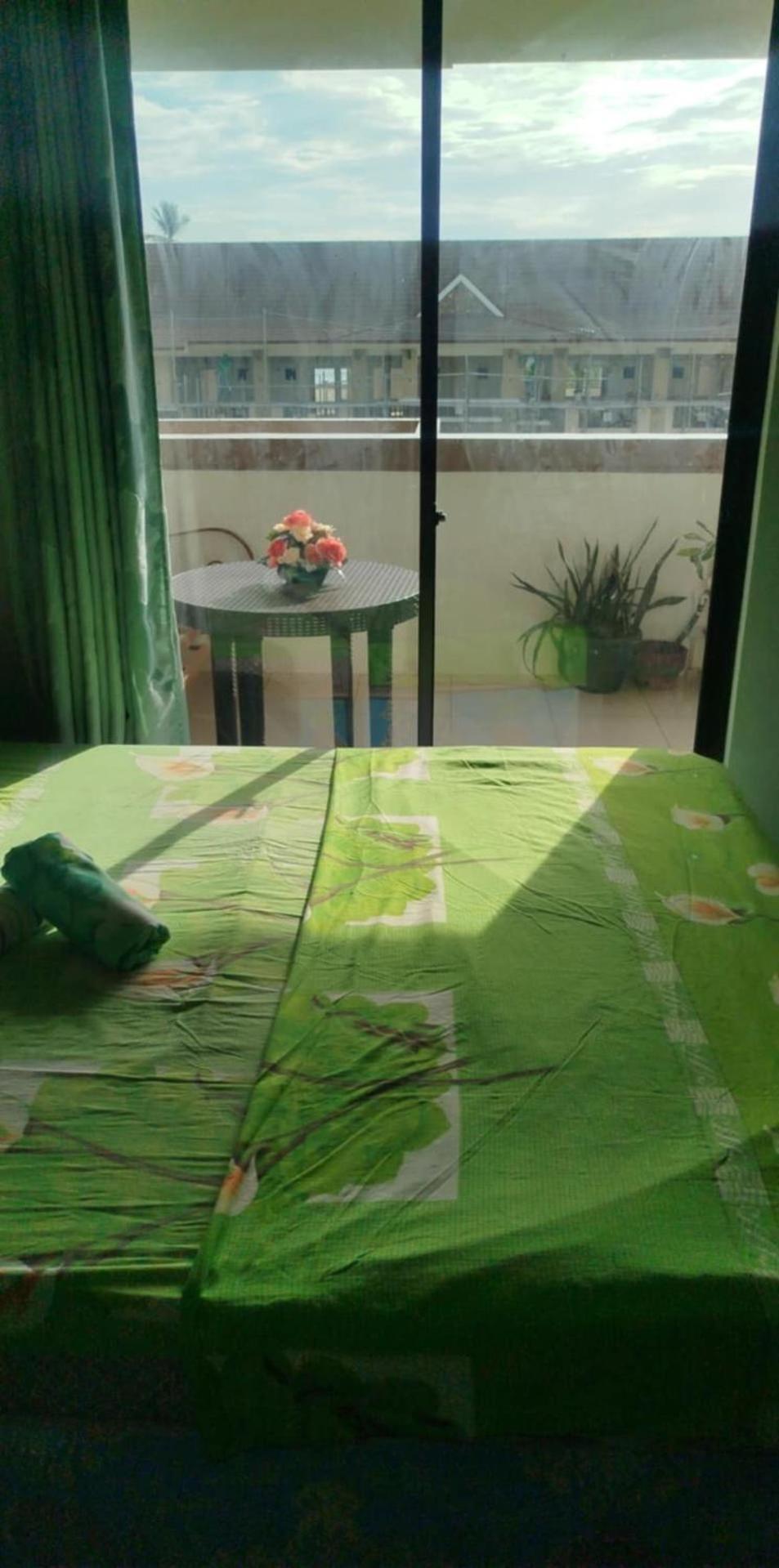 Kembali Condo Resort With Sea View Davao Bagian luar foto